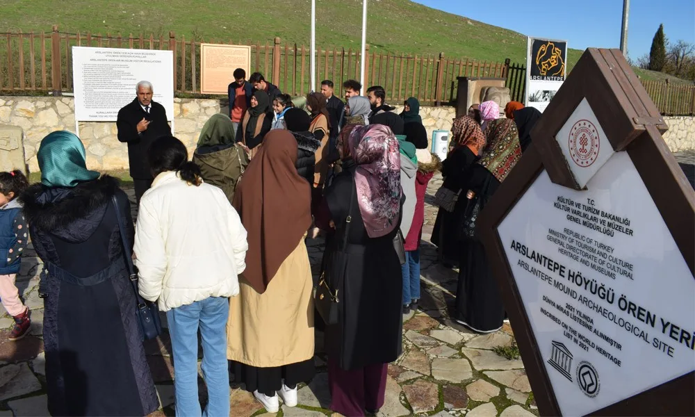 Gençler Büyükşehir Belediye Yatırımlarını Yerinde İnceledi