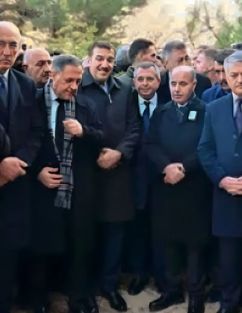 Şehit Cenazesinde Vekil Tüfenkçi yi Güldüren Şey Neydi?