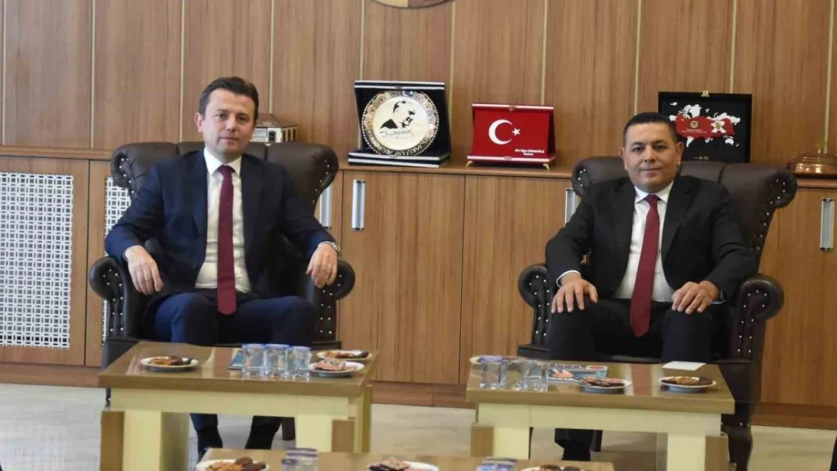 Başkan Sadıkoğlu: “Depremzede işletmelerin en önemli ihtiyacı finans”   
