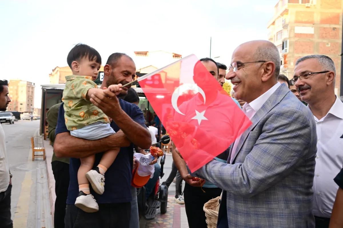 26’INCI KÜLTÜR SANAT ETKİNLİKLERİ VE KAYISI FESTİVALİ KORTEJ YÜRÜYÜŞÜ YAPILDI