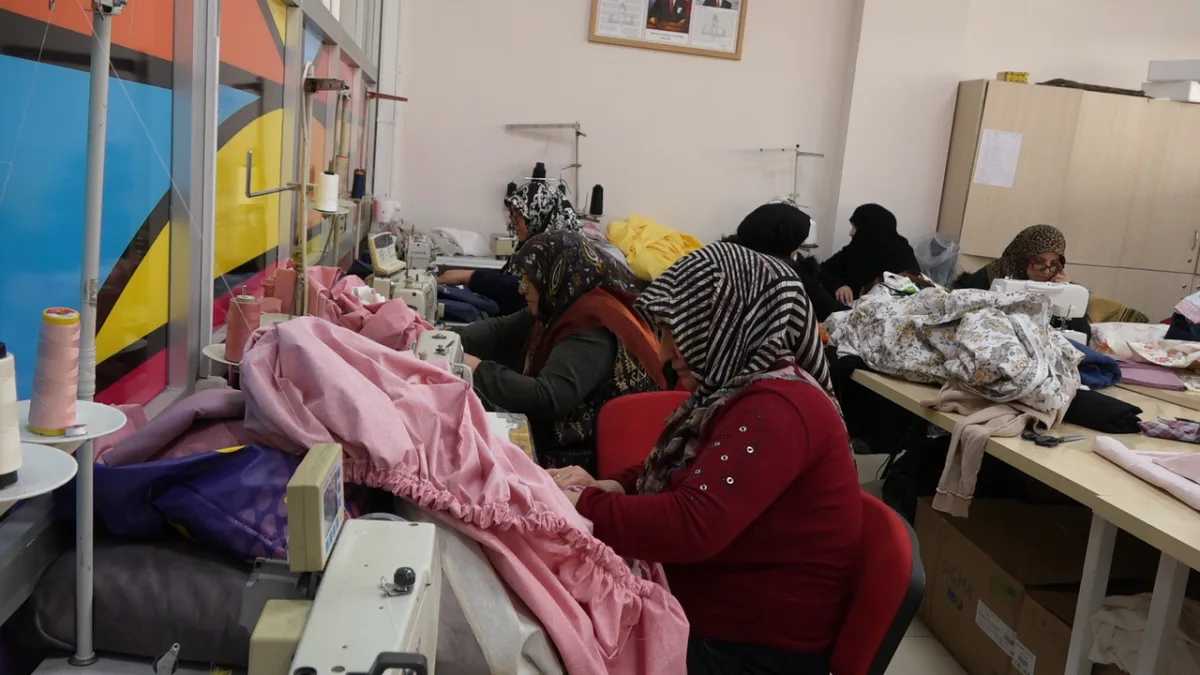 BÜYÜKŞEHİR MESLEK EDİNME KURSLARI   İSTİHDAM SAĞLIYOR