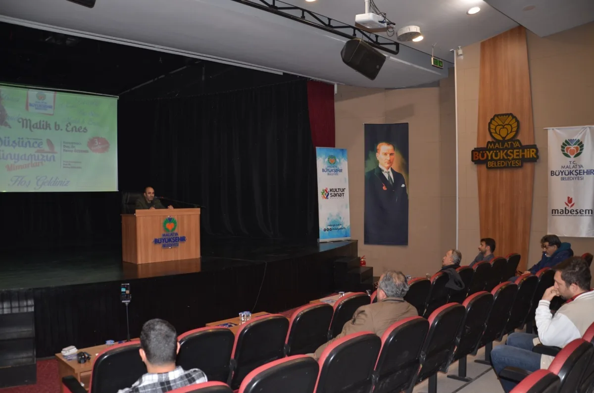 Düşünce Dünyamızın Mimarları" Konulu Programının Üçüncü Konferansında;