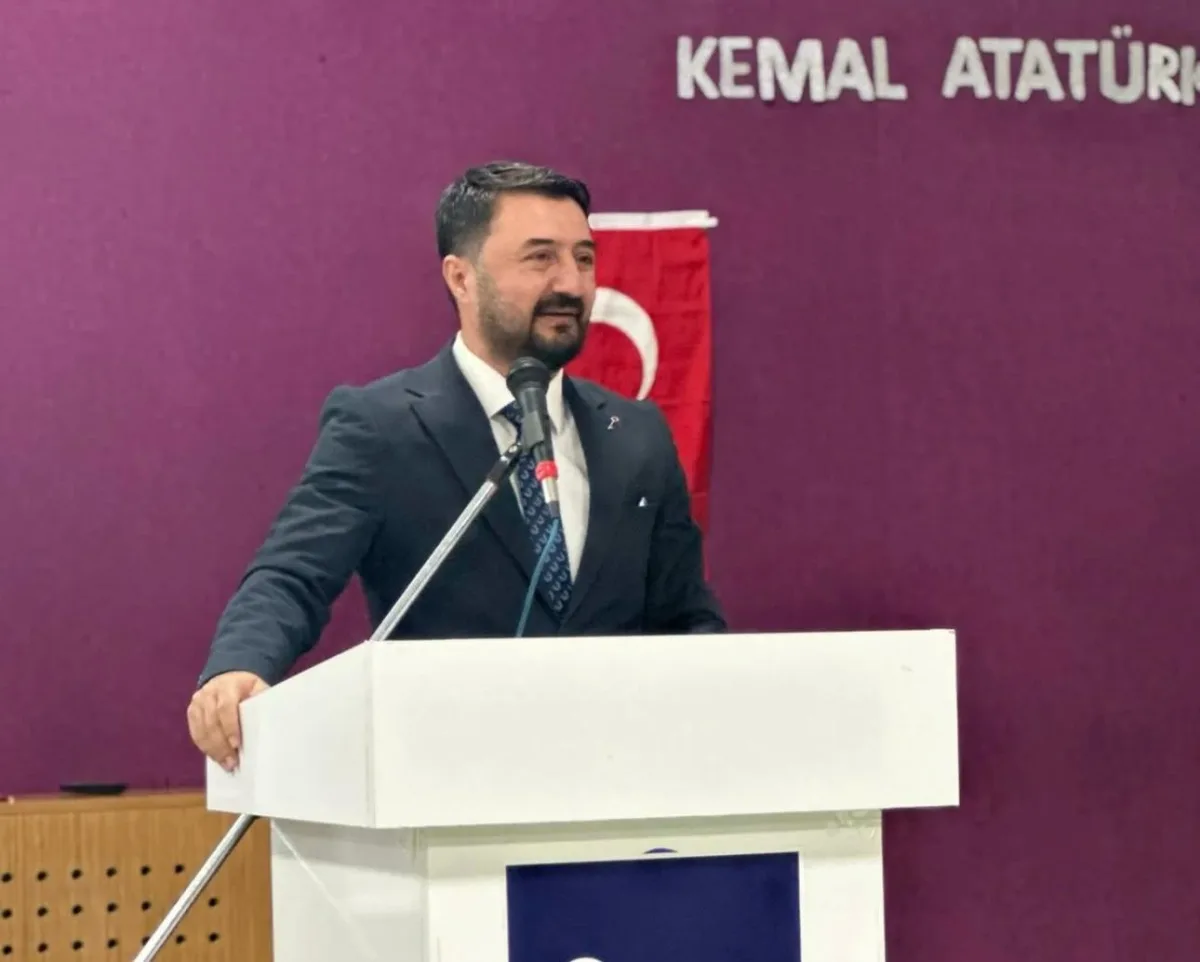A PARTİ’DEN KADINA ŞİDDETLE MÜCADELEDE KARARLILIK MESAJI