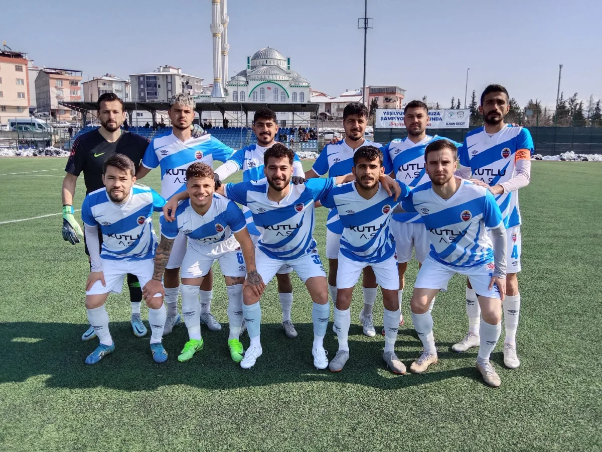 BÖLGESEL AMATÖR FUTBOL LİGİ 3 GRUP MAÇLARINA PAZAR GÜNÜ DEVAM EDİLECEK.