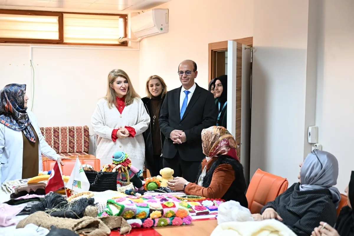 MİLLETVEKİLİ ÖLMEZTOPRAK İLE BAŞKAN GEÇİT, KADIN GİRİŞİMCİLERLE BULUŞTU