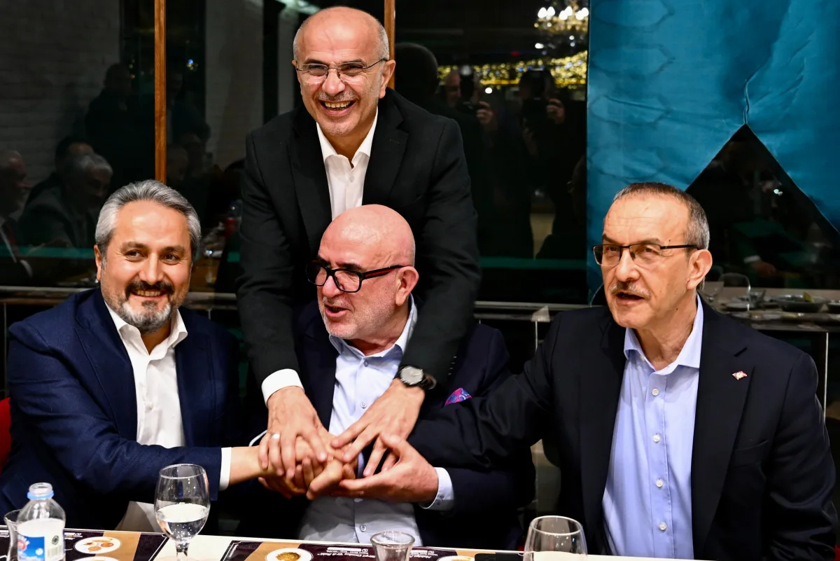 Vali Seddar Yavuz, MİAD Tarafından Düzenlenen İftar Programına Katıldı
