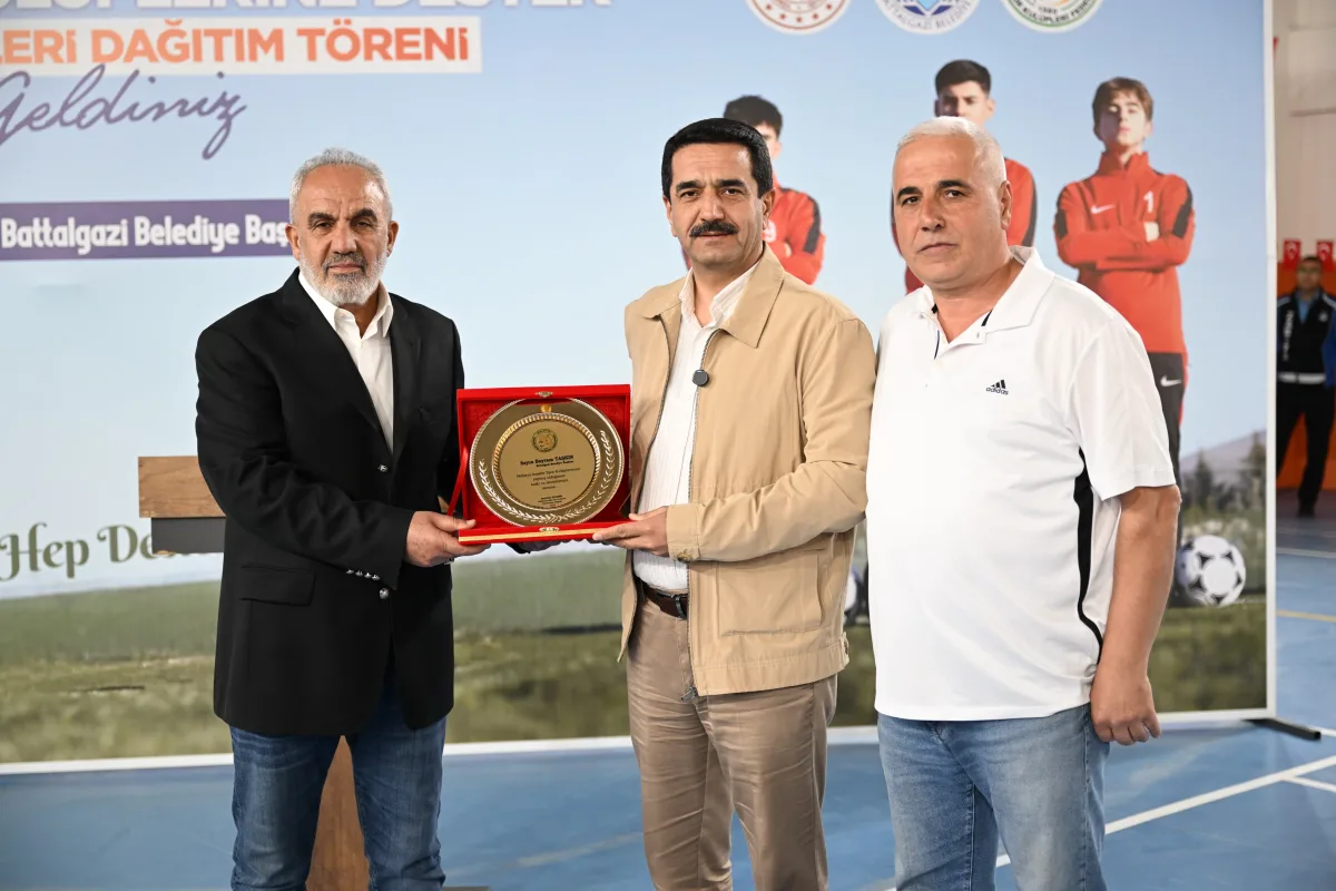 BATTALGAZİ BELEDİYESİ’NDEN AMATÖR SPOR KULÜPLERİNE 4,5 MİLYON TL’LİK DESTEK