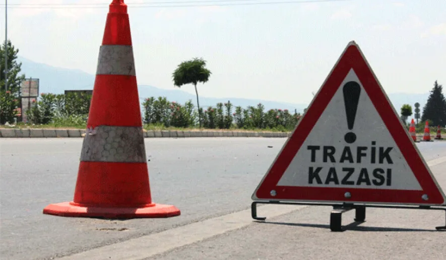 Kavaklıbağ Mahallesi İnönü Caddesi üzerinde Trafik Kazası