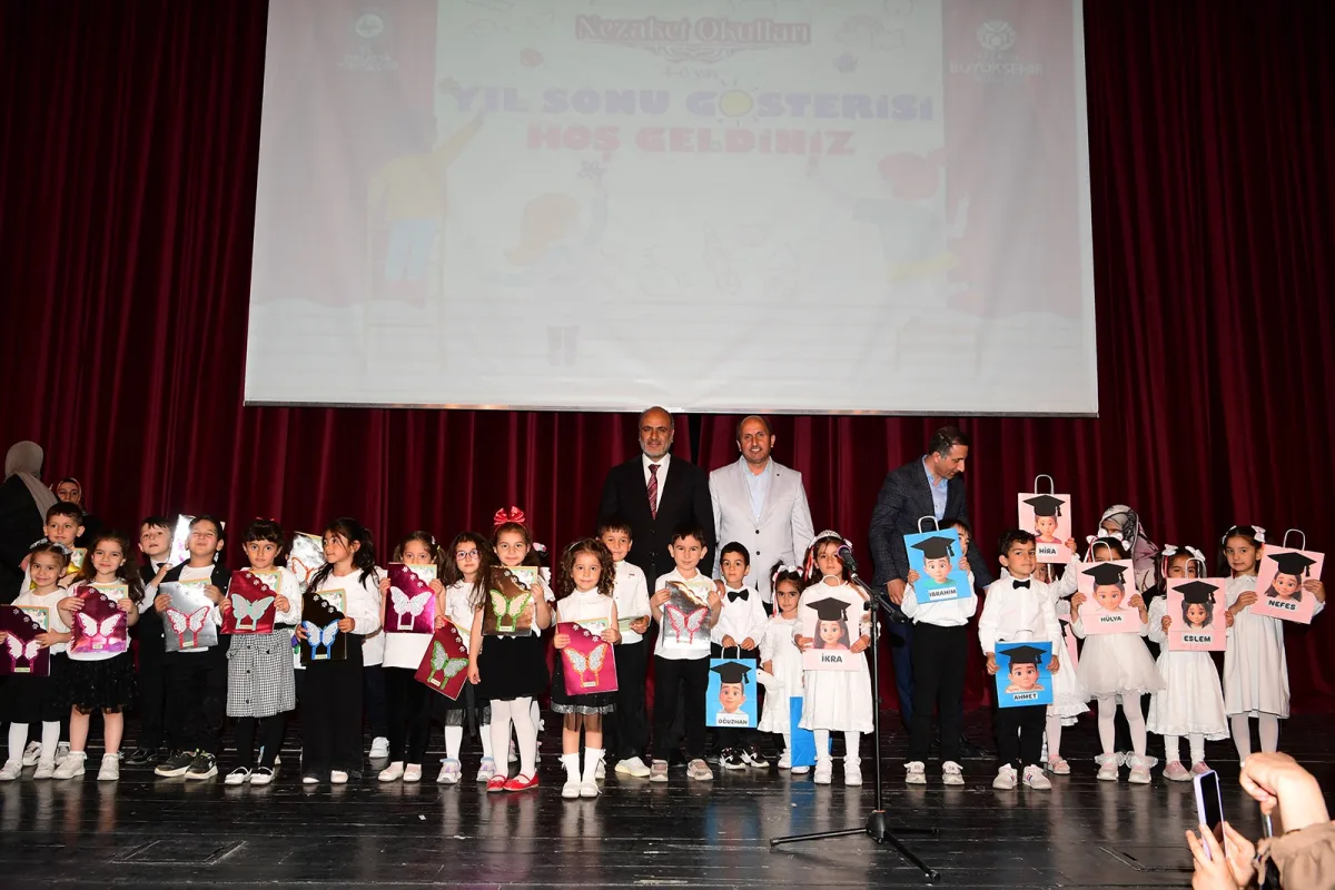 BÜYÜKŞEHİR BELEDİYESİ NEZAKET OKULLARI TARAFINDAN YILSONU ETKİNLİĞİ DÜZENLENDİ