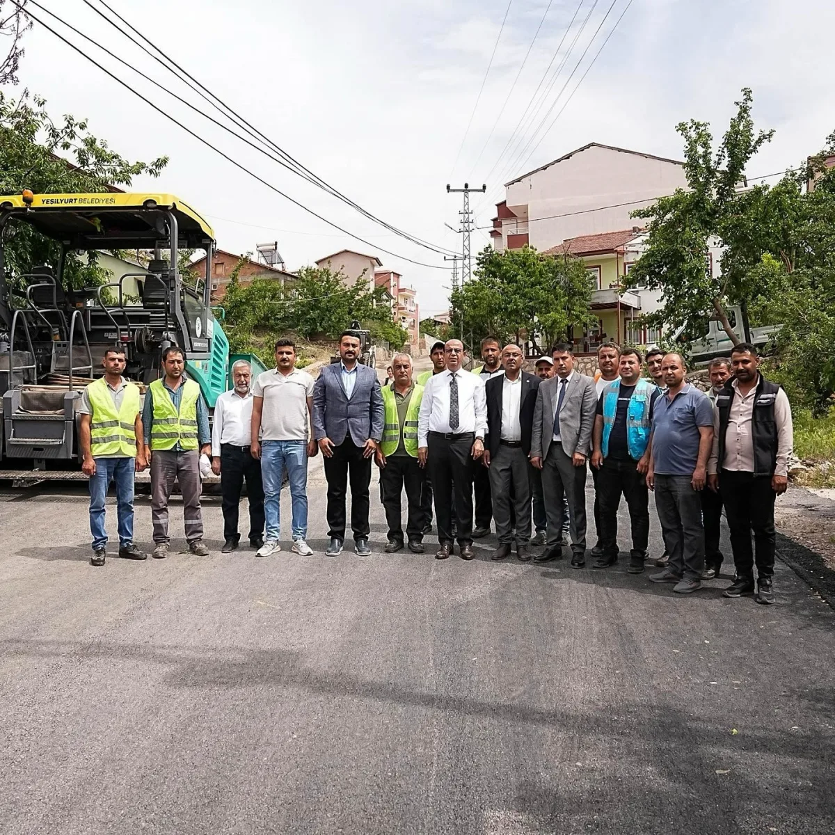 BAŞKAN GEÇİT, “İLÇEMİZİN ULAŞIM ALT YAPISINI GÜÇLENDİRİYORUZ”