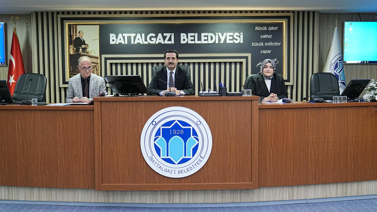 BAŞKAN TAŞKIN: “PEYGAMBERİMİZE DİL UZATANLARI ŞİDDETLE KINIYORUZ”