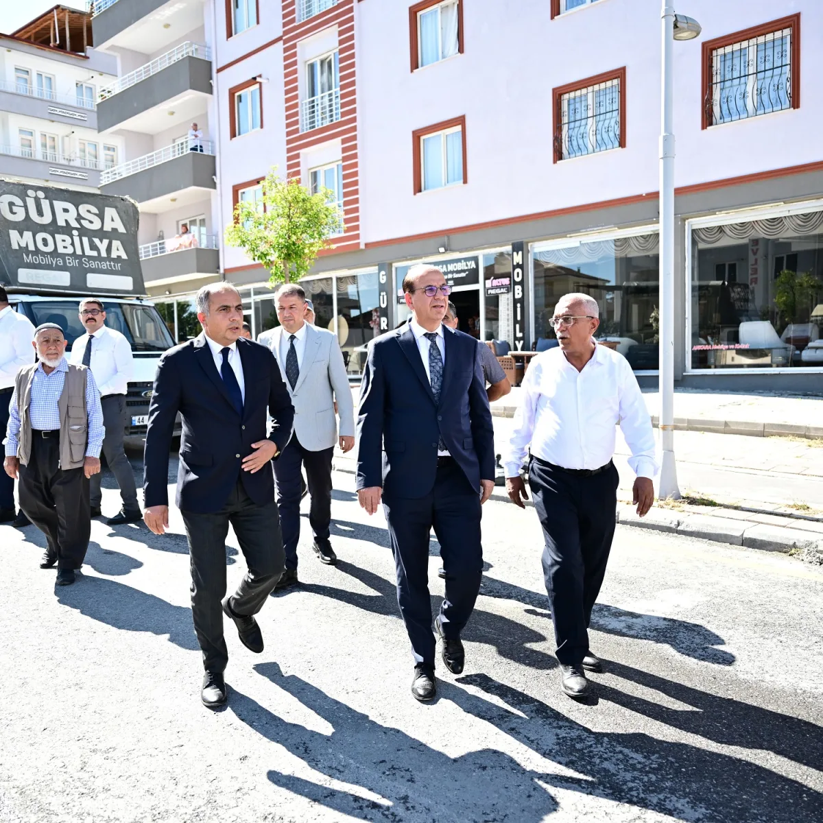 YEŞİLYURT BELEDİYESİ’NDEN TEMİZLİK ATAĞI!