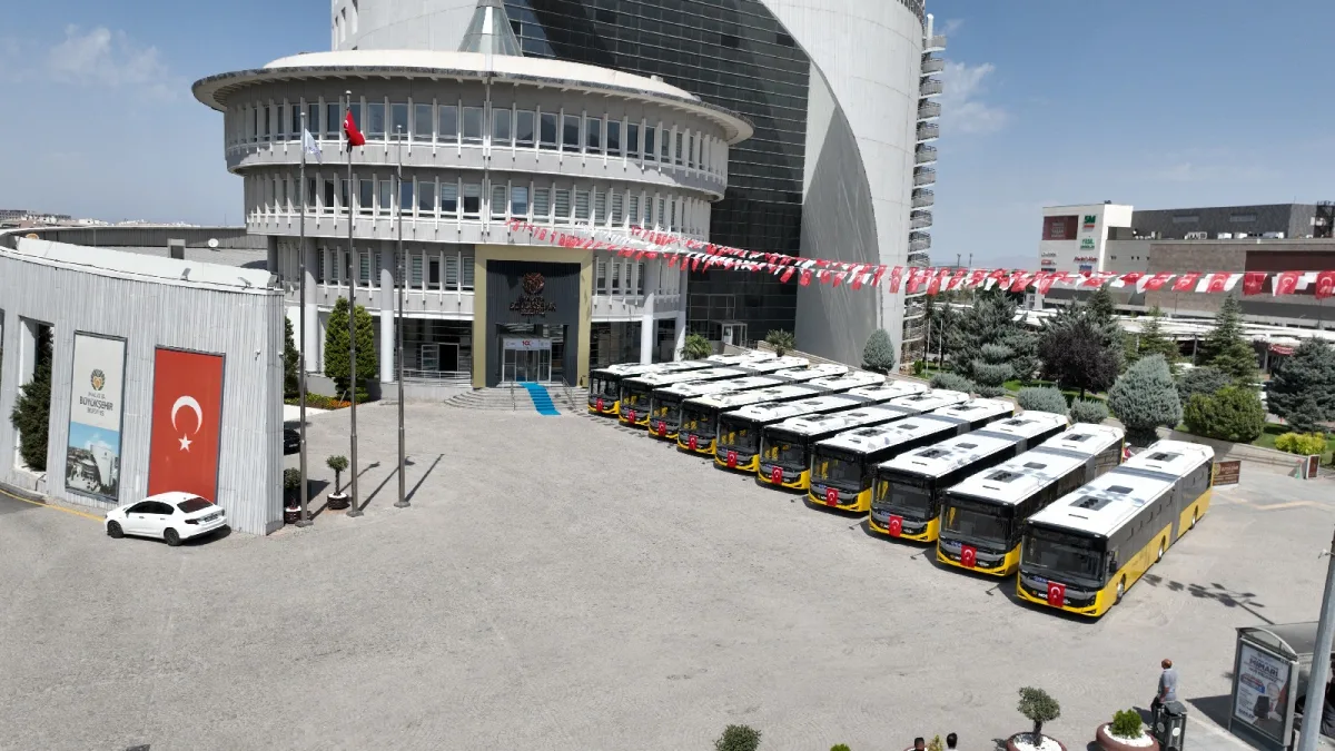Büyükşehir Belediyesi 10 Adet Körüklü otobüs alımı gerçekleştirdi.