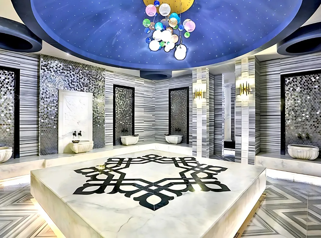 Alanya’nın en gözde otellerinden Long Beach Resort Hotel'e Efesus Stone dokunuşu