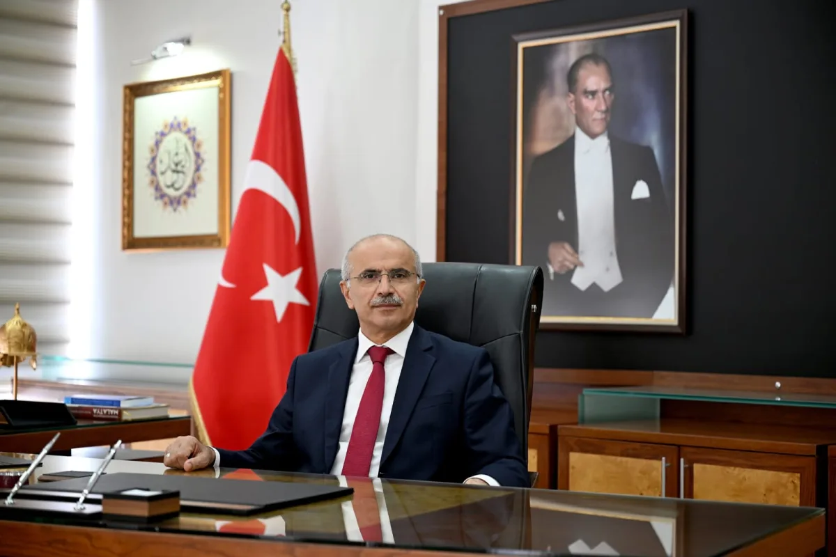 19 Eylül Gaziler Günü nedeniyle bir mesaj yayınlayan Başkan Er,
