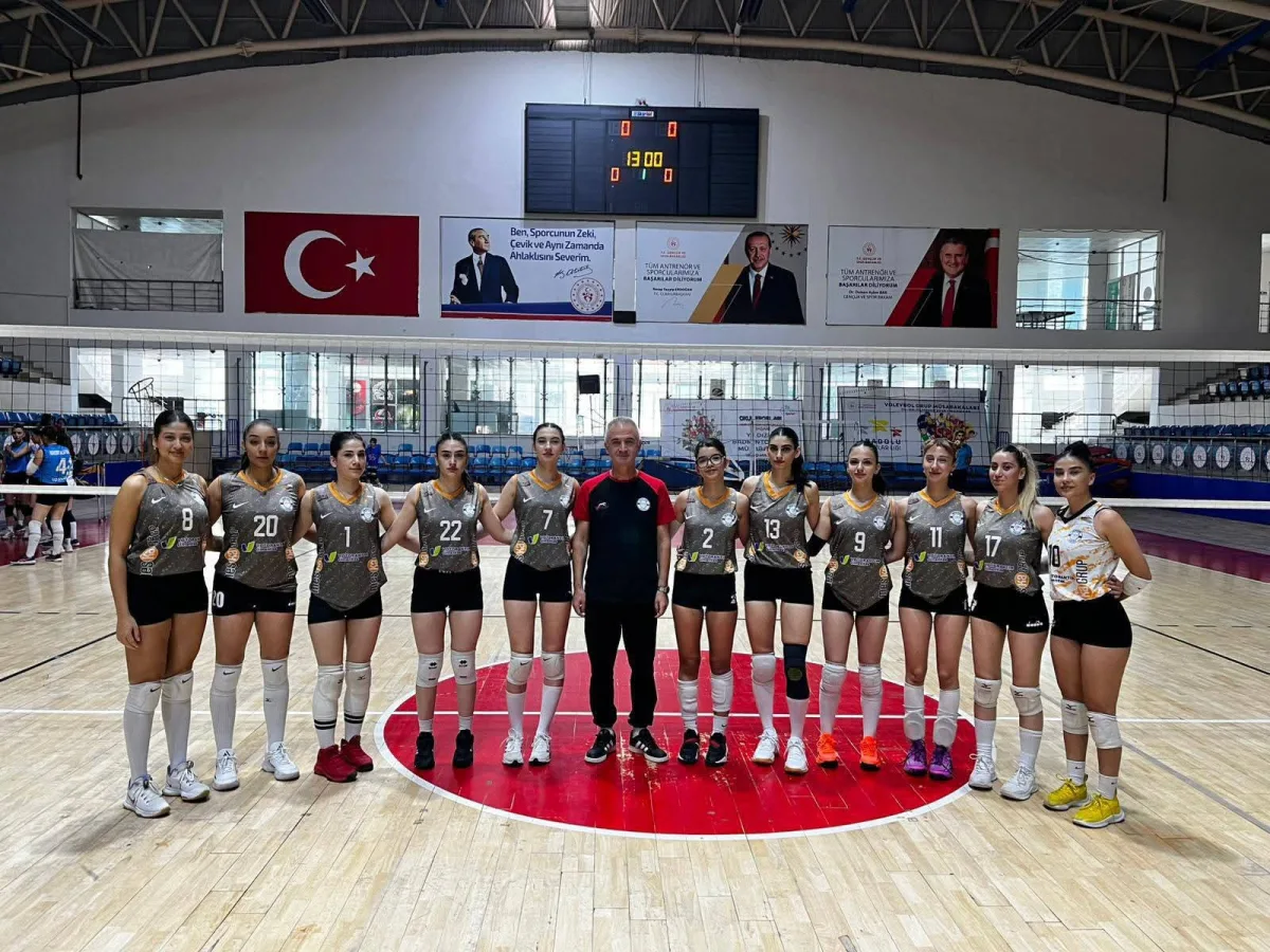 BAYAN VOLEYBOL  NİCER HOTEL DEPLASMANDA HAKKARİ MAEMTAL  TAKIMINI 3-0 KAZANDI...