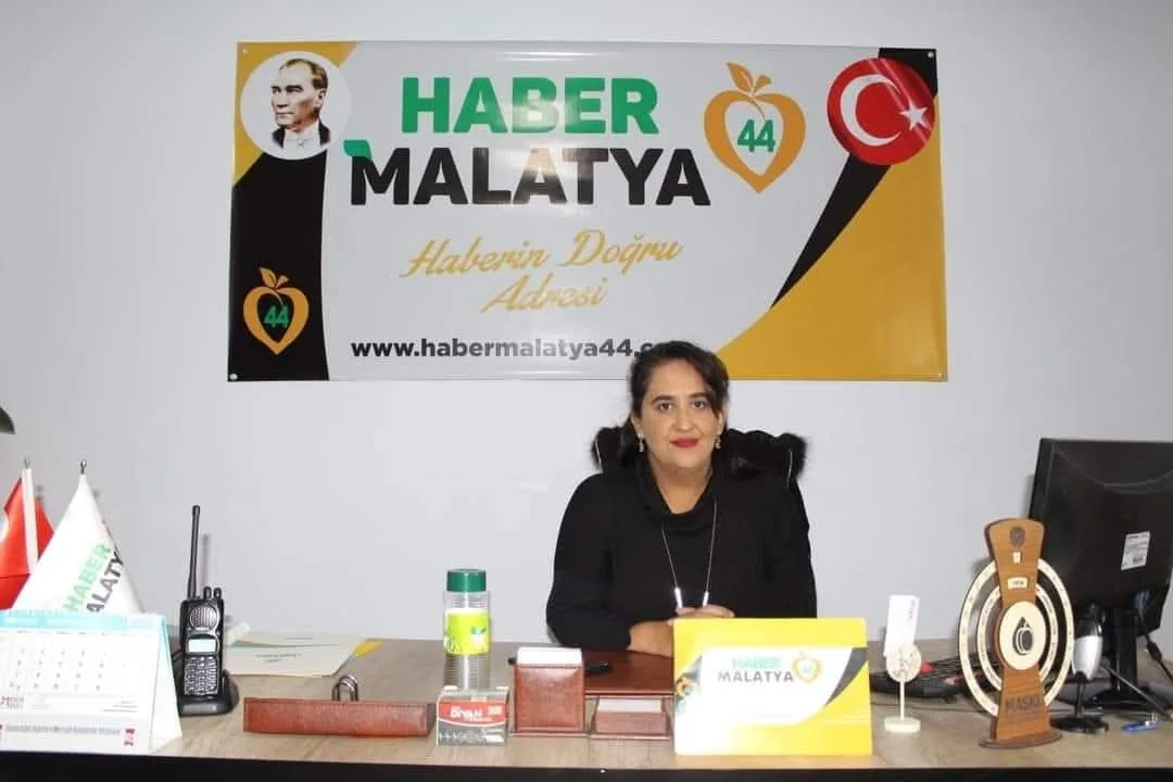 Deprem Bölgesinde Görev Yapan Gazeteciler