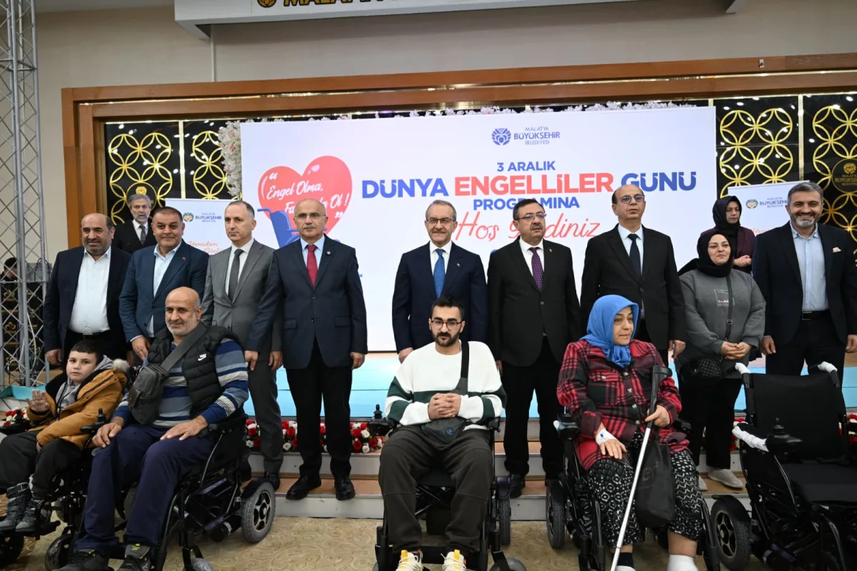 3 Aralık Dünya Engelliler Günü programında konuşan Başkan Er: