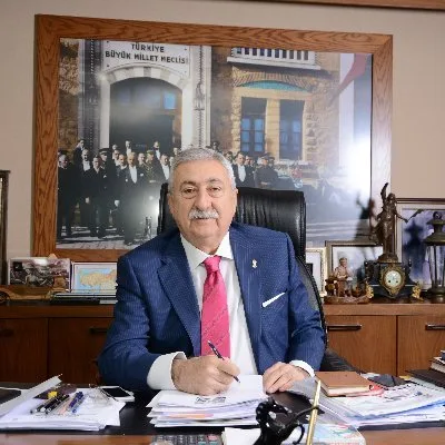 ESNAFA NEFES ALDIRAN KARAR: E-ARŞİV FATURA ZORUNLULUĞU 1 YIL ERTELENDİ