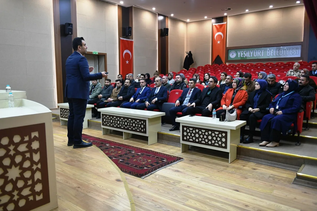 Eğitimde Kalite Artıyor: Yeşilyurt Belediyesi’nden Hizmet İçi Eğitim Atağı