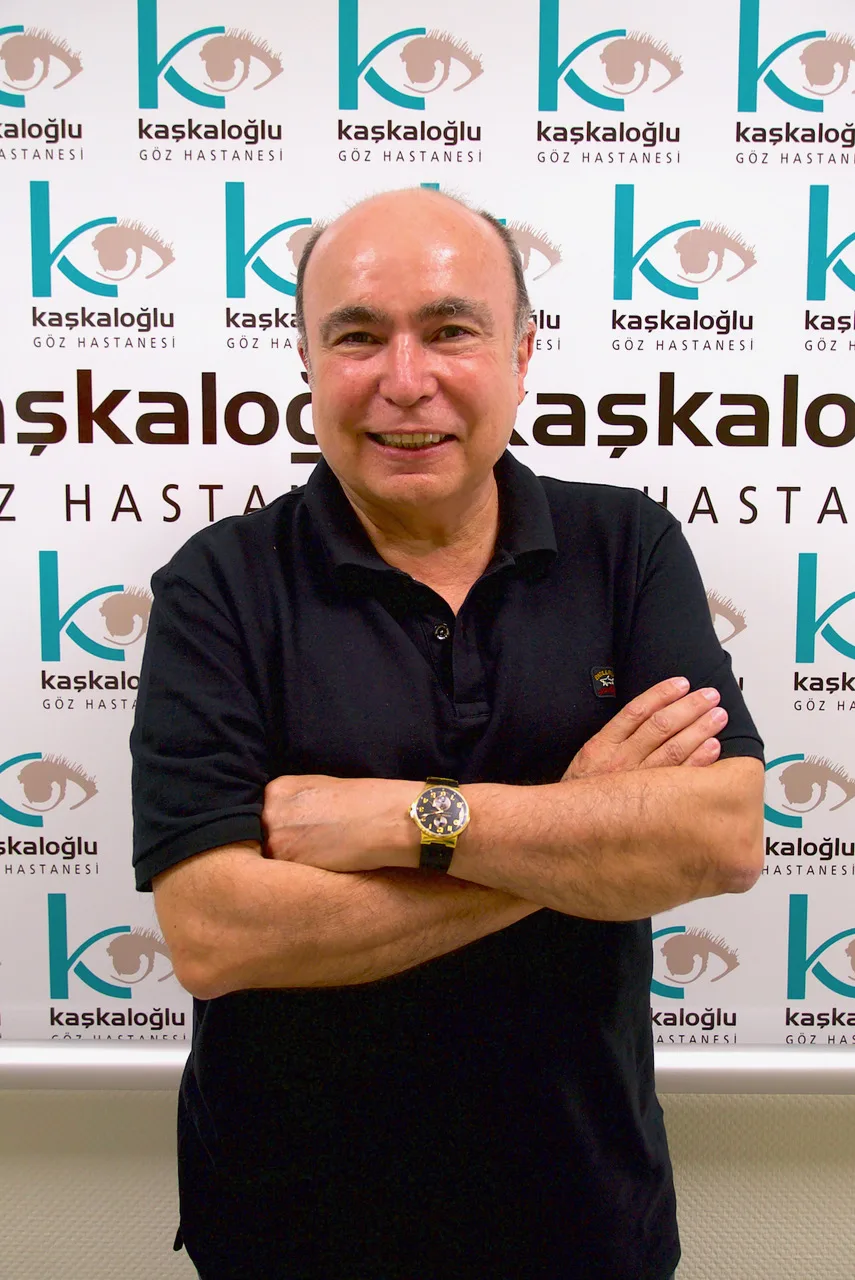 Uzun Süre Ekrana Bakmak Miyop Hastalığını Artırıyor
