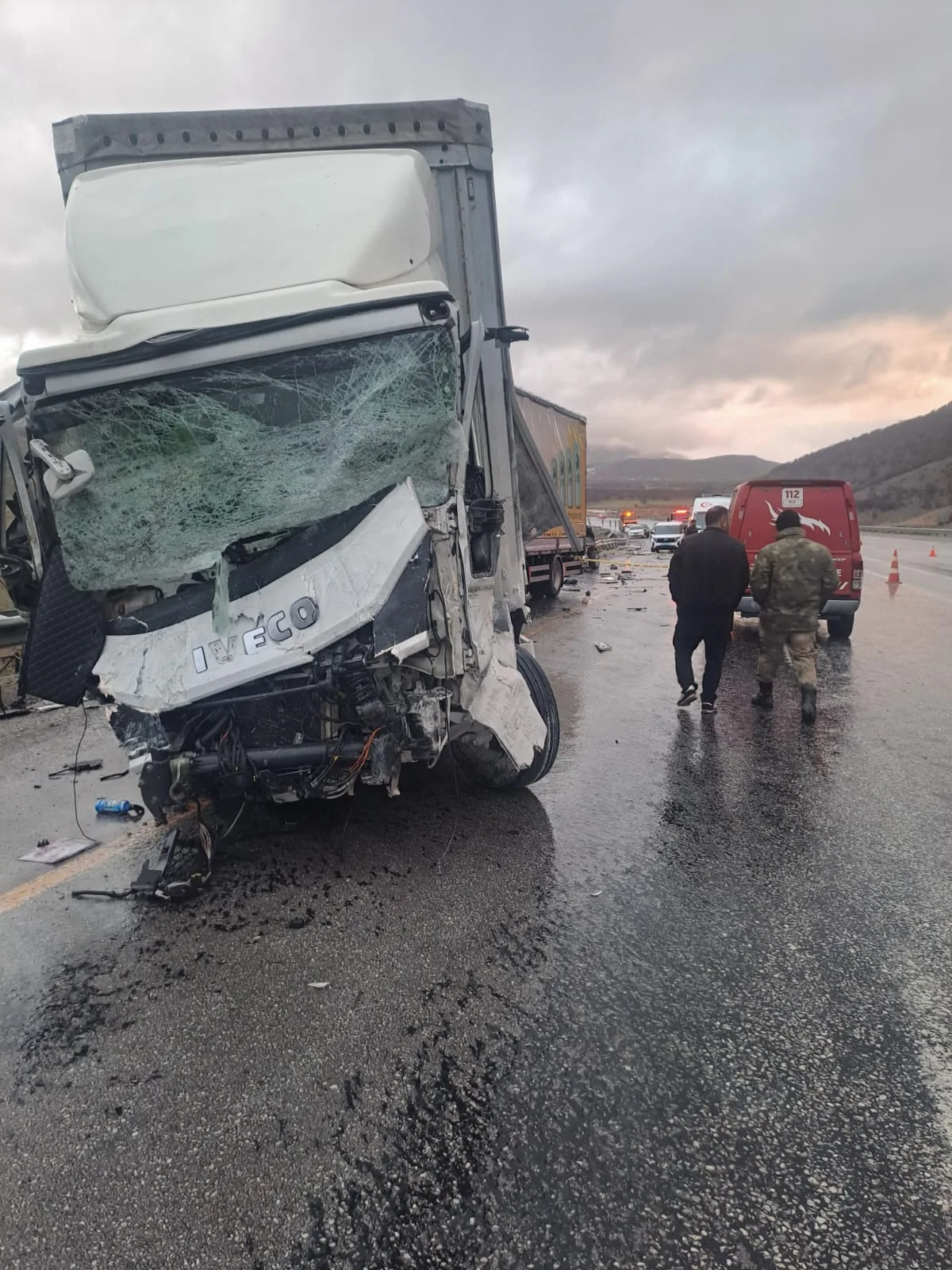 DOĞANŞEHİR ERKENEK’TE FECİ KAZA: 3 ÖLÜ, 1 YARALI