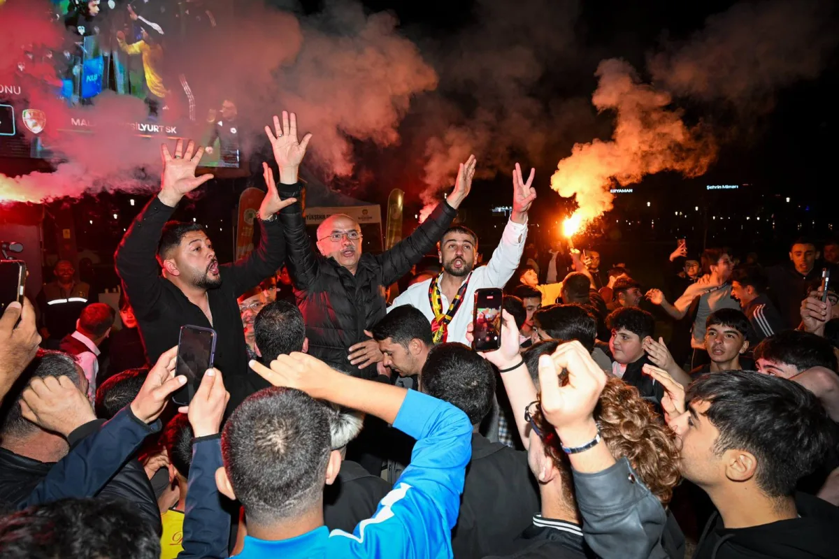 Malatya Tek Yürek Oldu! Yeşilyurtspor’dan Finale Dev Adım.