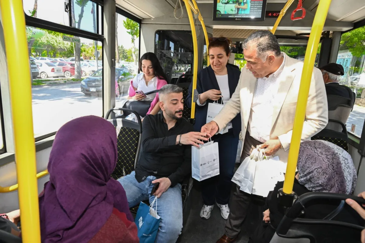 Üretime Destek Sürüyor: Büyükşehir 20 Bin Fideyi Ücretsiz Dağıttı.