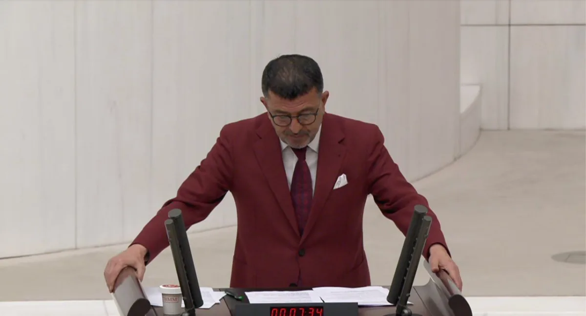 Ağbaba TBMM’de İktidara Yüklendi: ‘Saray Işıl Işıl, Vatandaş Karanlıkta.