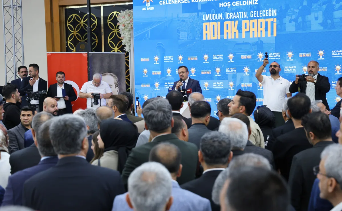 AK Parti Malatya İl Başkanlığı’nda Bayramlaşma Coşkusu