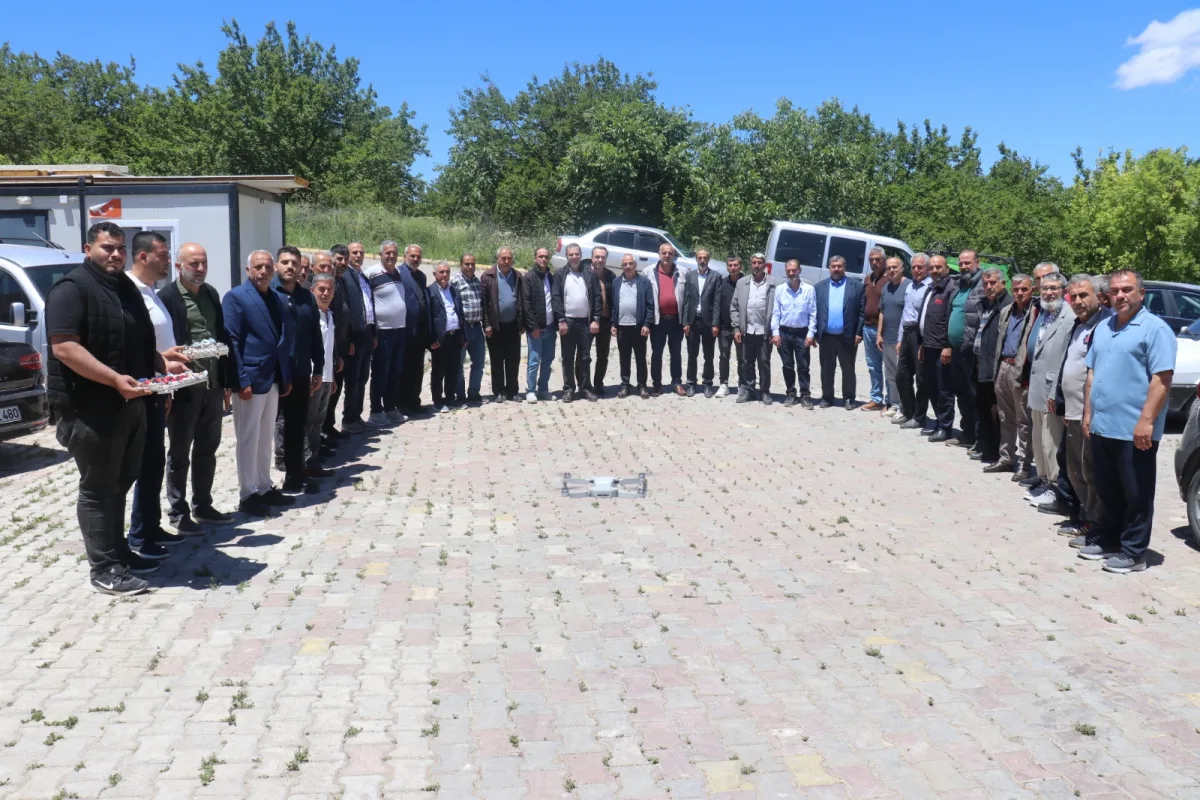 Gözene’de Kurulan Sofra, Kardeşliğin ve Vefanın Simgesi Oldu.