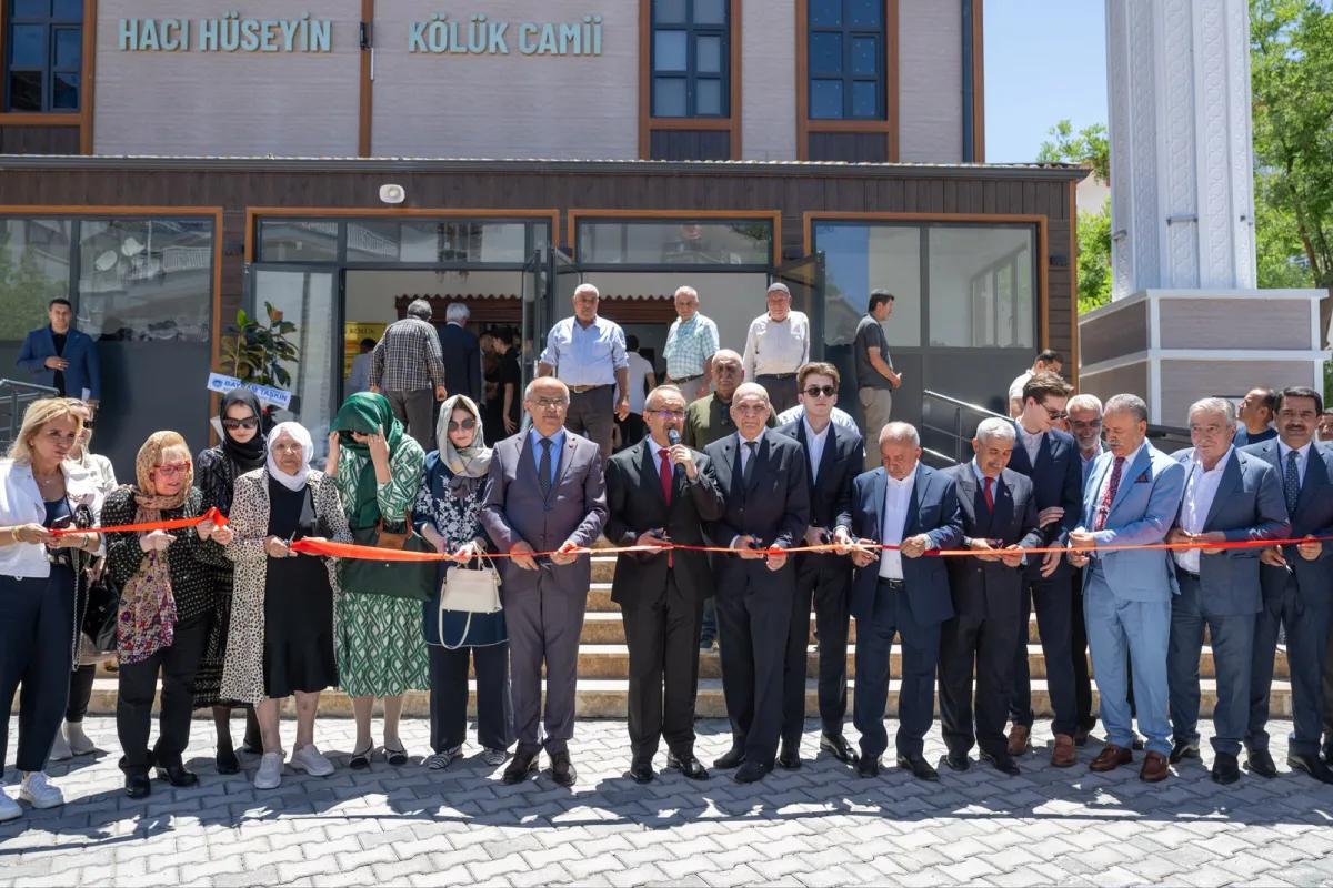 Vali Seddar Yavuz’un Katılımıyla Hacı Hüseyin Kölük Camii İbadete Açıldı.