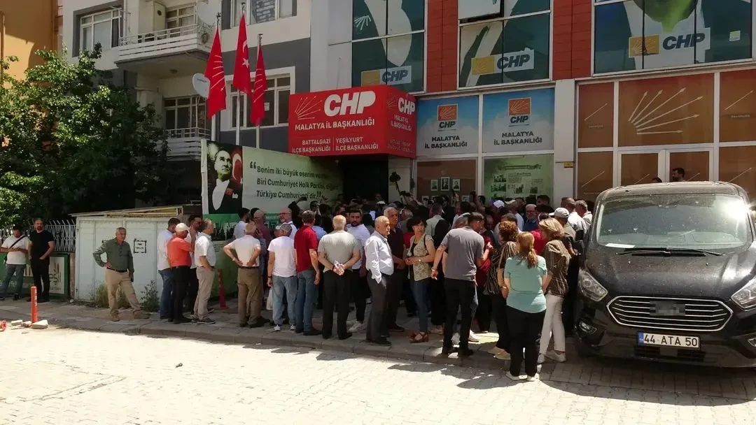 ATATÜRK’ÜN PARTİSİNDE MALATYA’YA YAKIŞMAYAN TABLO!.