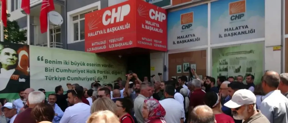 Veli Ağbaba’nın emek verdiği CHP’de Barış Yıldız neden yalnız bırakıldı?