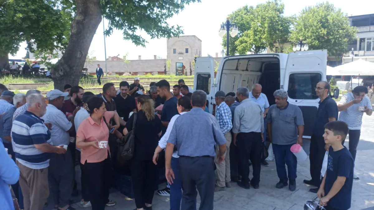 Battalgazi’de Birlik ve Bereket Sofrası: 4 Bin Kişiye Aşure.