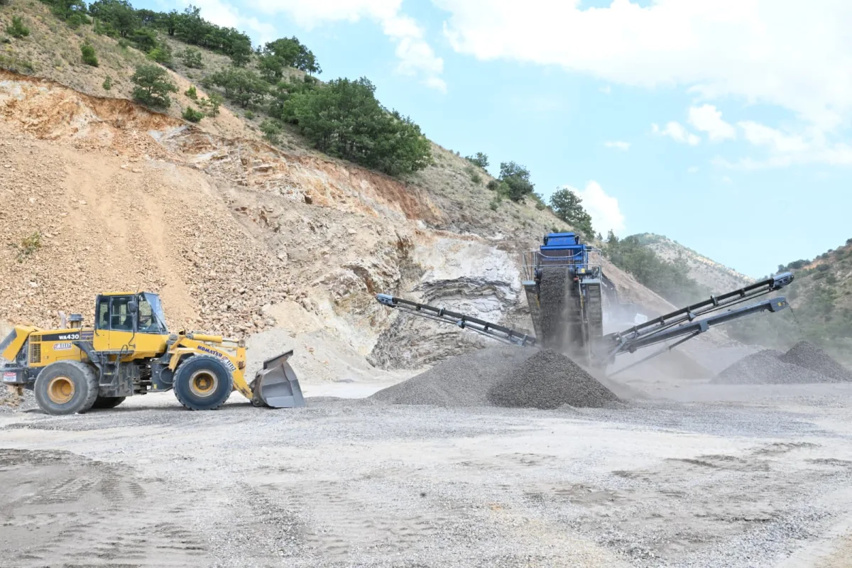 Büyükşehir'in Mobil Konkasör Hamlesi Maliyetleri Düşürüyor.