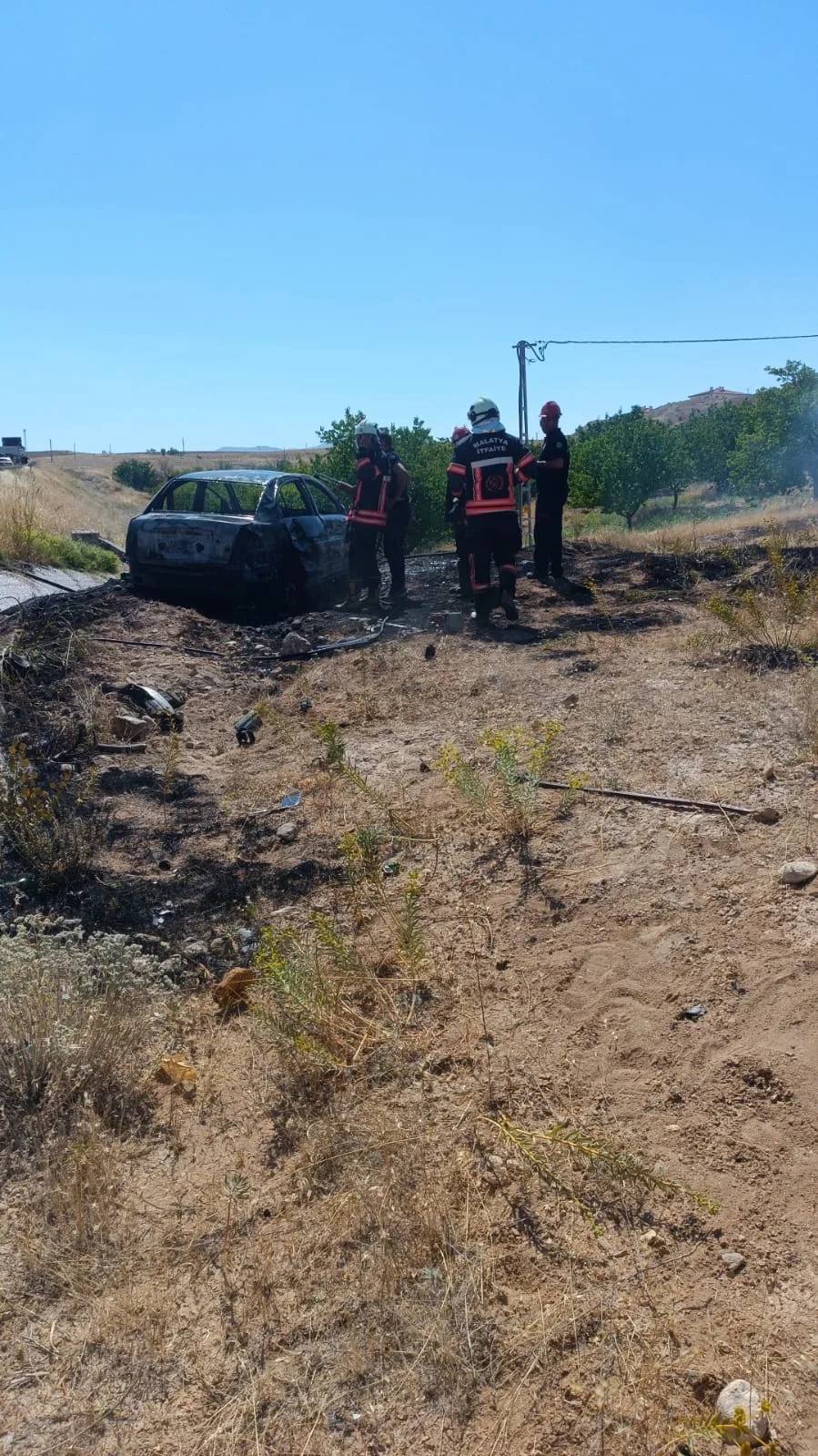 Kuzey Çevre Yolu'nda Feci Araç Yangını: 1 Ölü, 1 Yaralı.