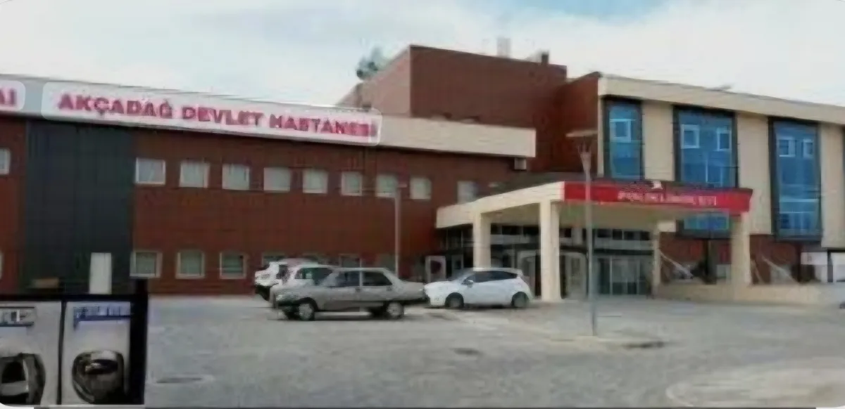 Akçadağ Devlet Hastanesi'nde Dikkat Çeken İddialar: Personel Üzerinde Baskı mı Uygulanıyor?