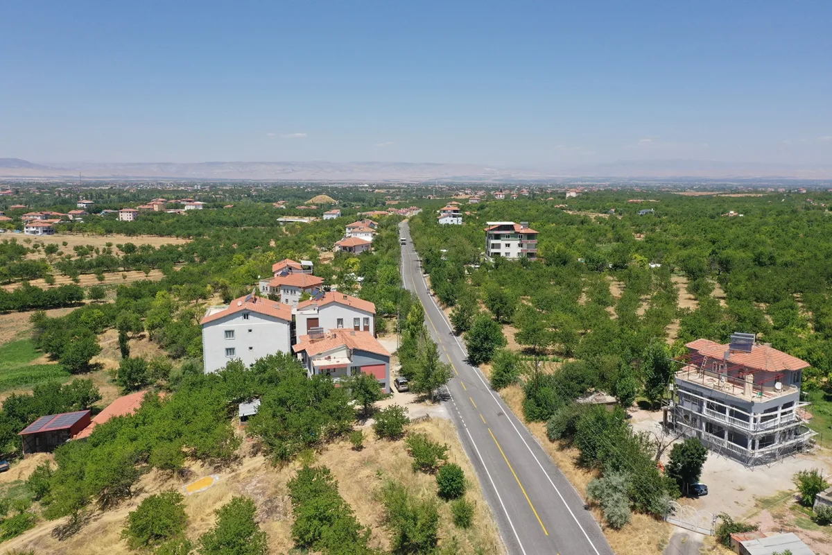 Samanköy'de Ulaşımı Rahatlatacak 7 Kilometrelik Yol Çalışması Sona Erdi.