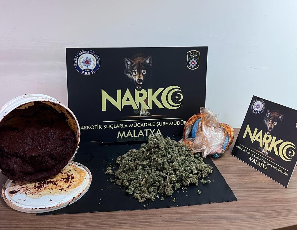 3 kilo 162 gram Kubar Esrar Maddesi Ele Geçirildi.