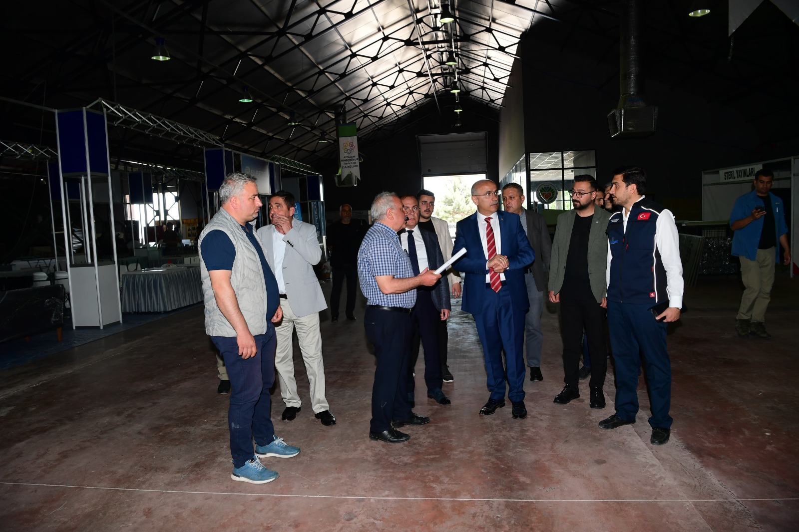 7. Malatya Yapı Dekorasyon Fuar Alanında İncelemelerde Bulunan Başkan Er,