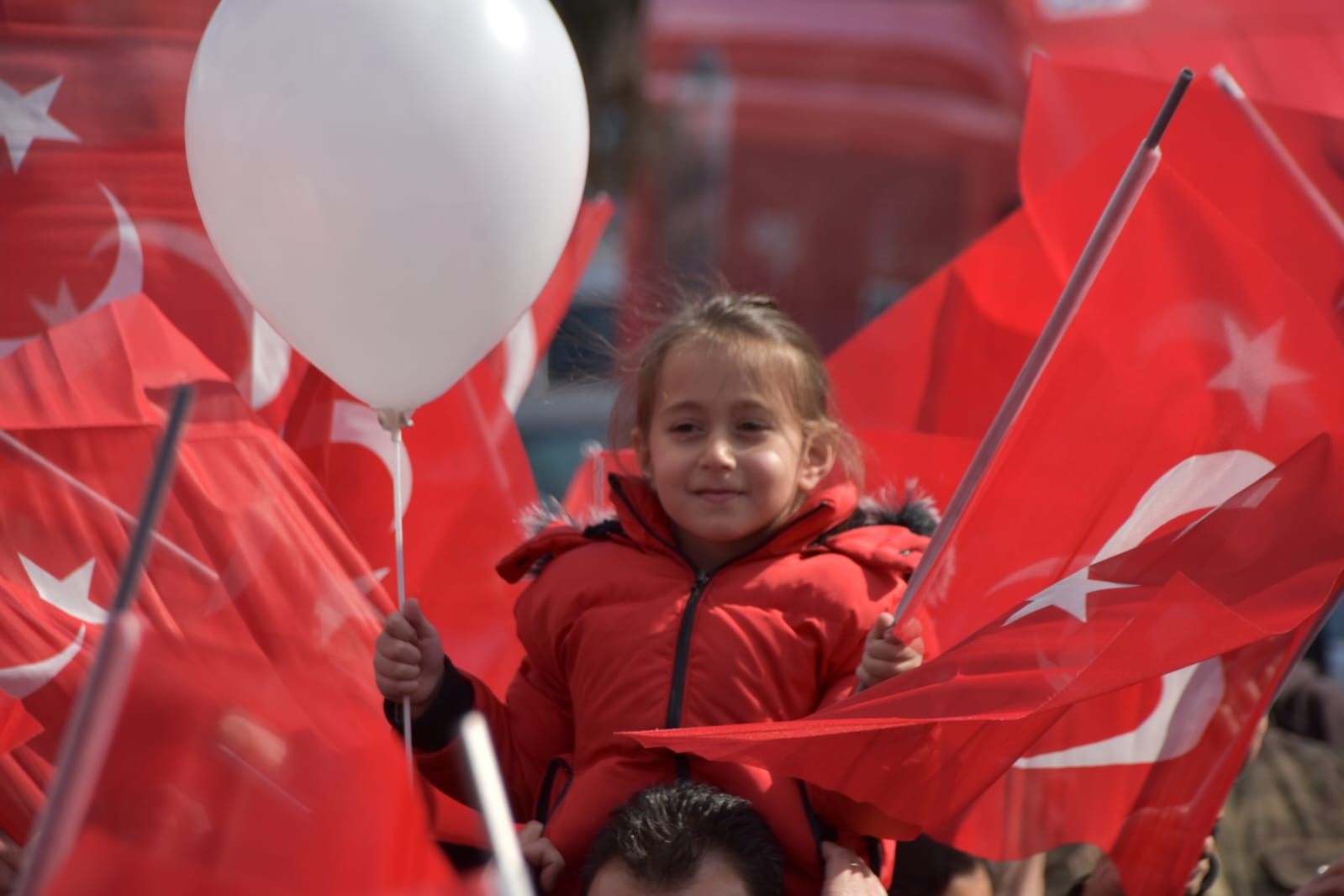 Alper Gürsoy, 31 Mart 2024'te gerçekleştirilecek mahalli seçimlere yönelik yoğun bir tempoyla çalışmalarını sürdürüyor.