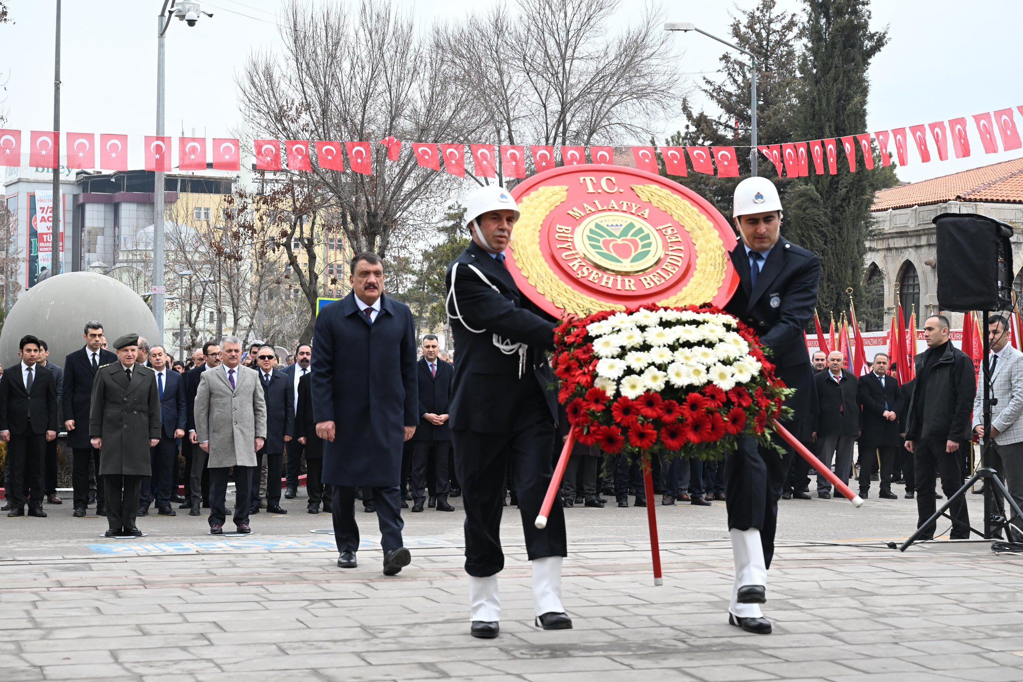 ATATÜRK’ÜN MALATYA’YA GELİŞİNİN 93. YILI TÖRENİ YAPILDI