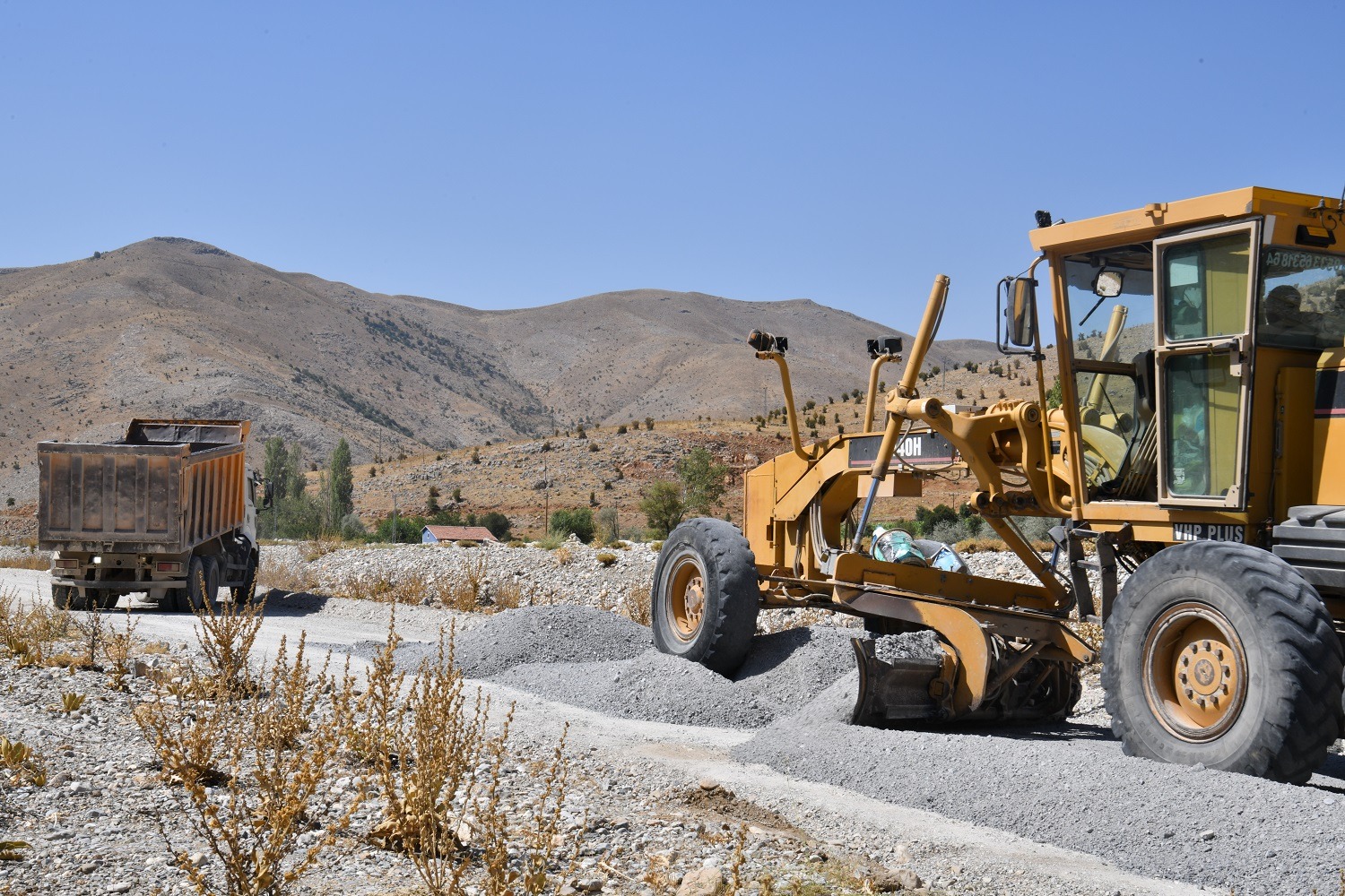 Başkan Geçit, “57 Km. Yol Yatırımıyla Kırsalın Çehresi Değişiyor”