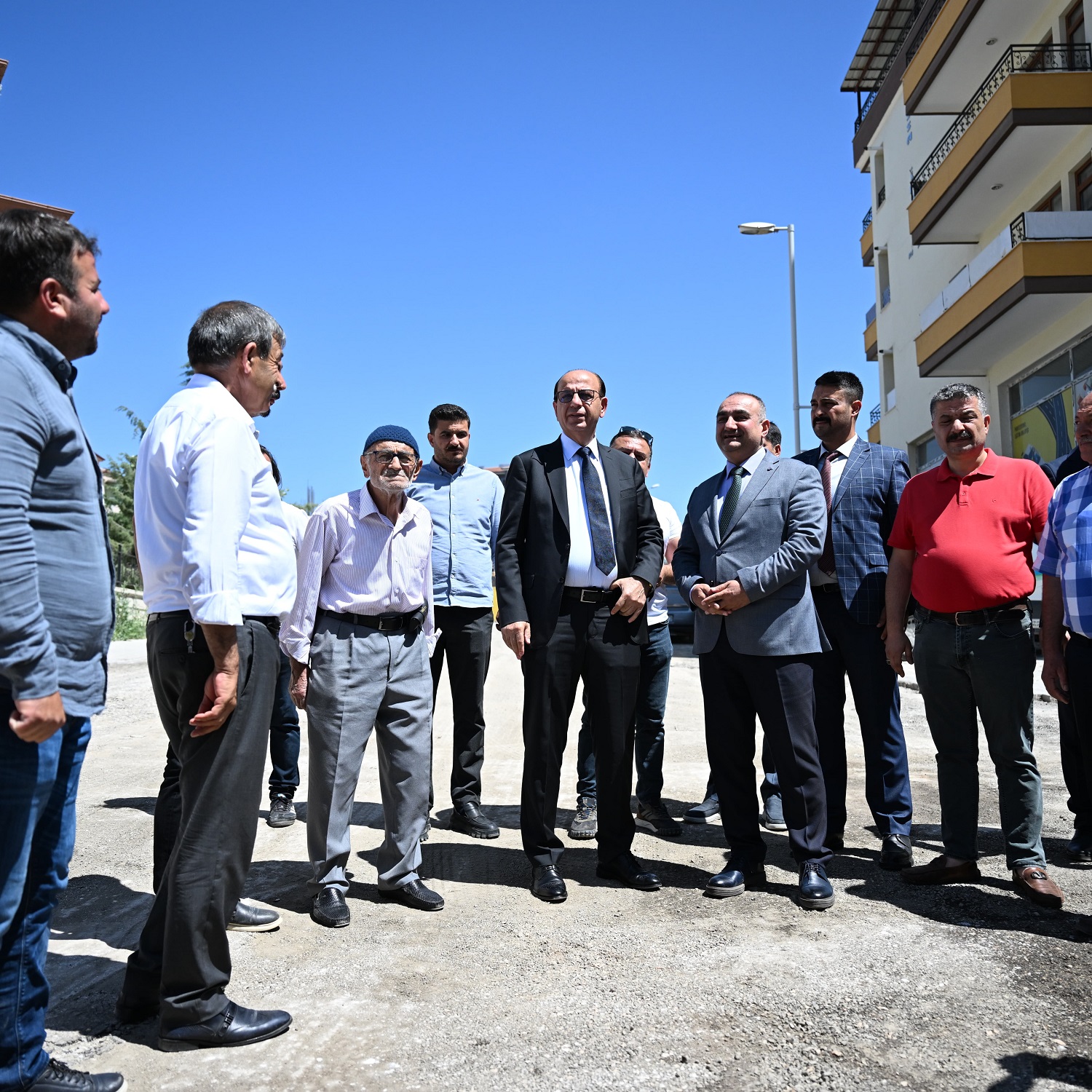 BAŞKAN GEÇİT, “ULAŞIM AĞIMIZI, PLANLI YATIRIMLARLA GÜÇLENDİRİYORUZ”
