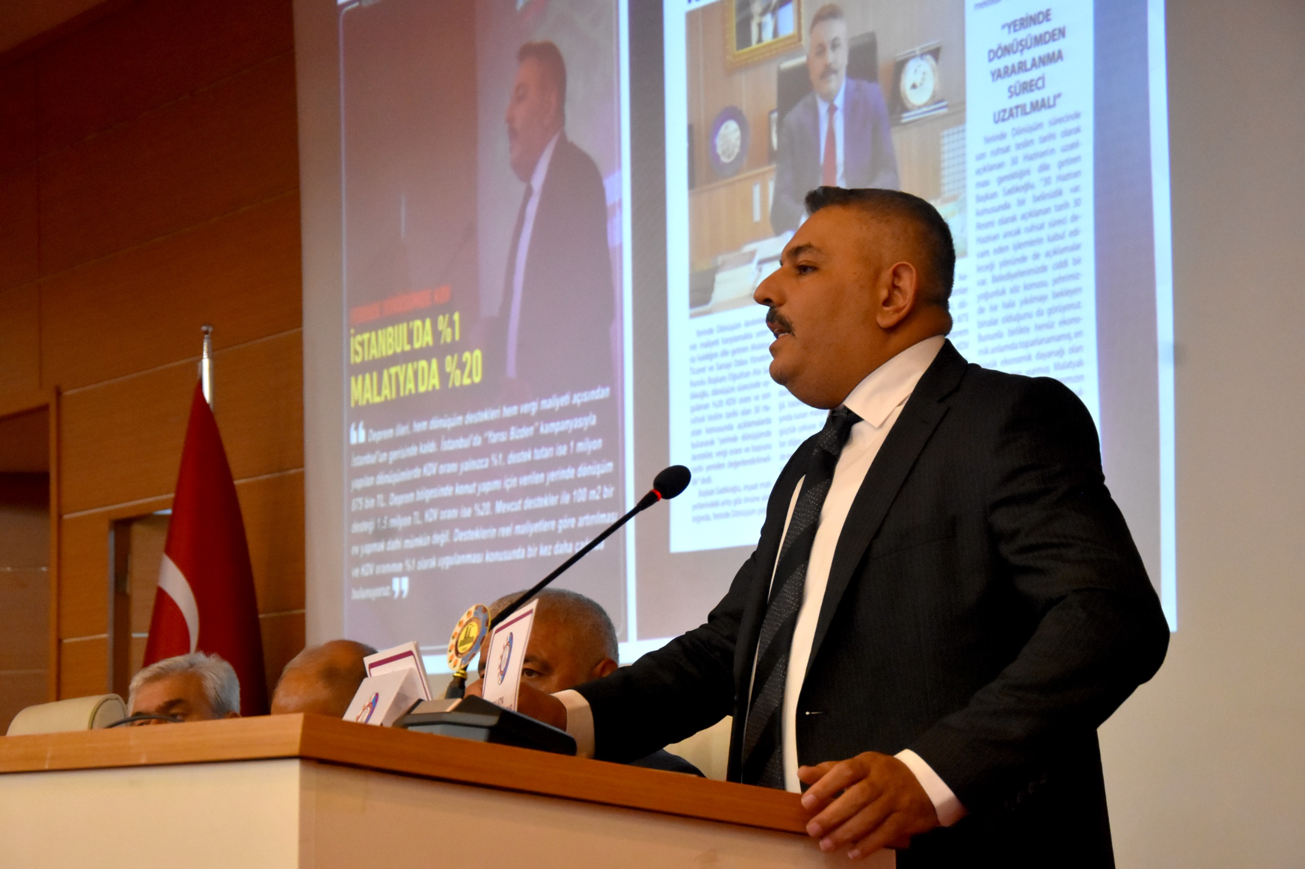 Başkan Sadıkoğlu: “Depremzedeye süre baskısı vicdani değil