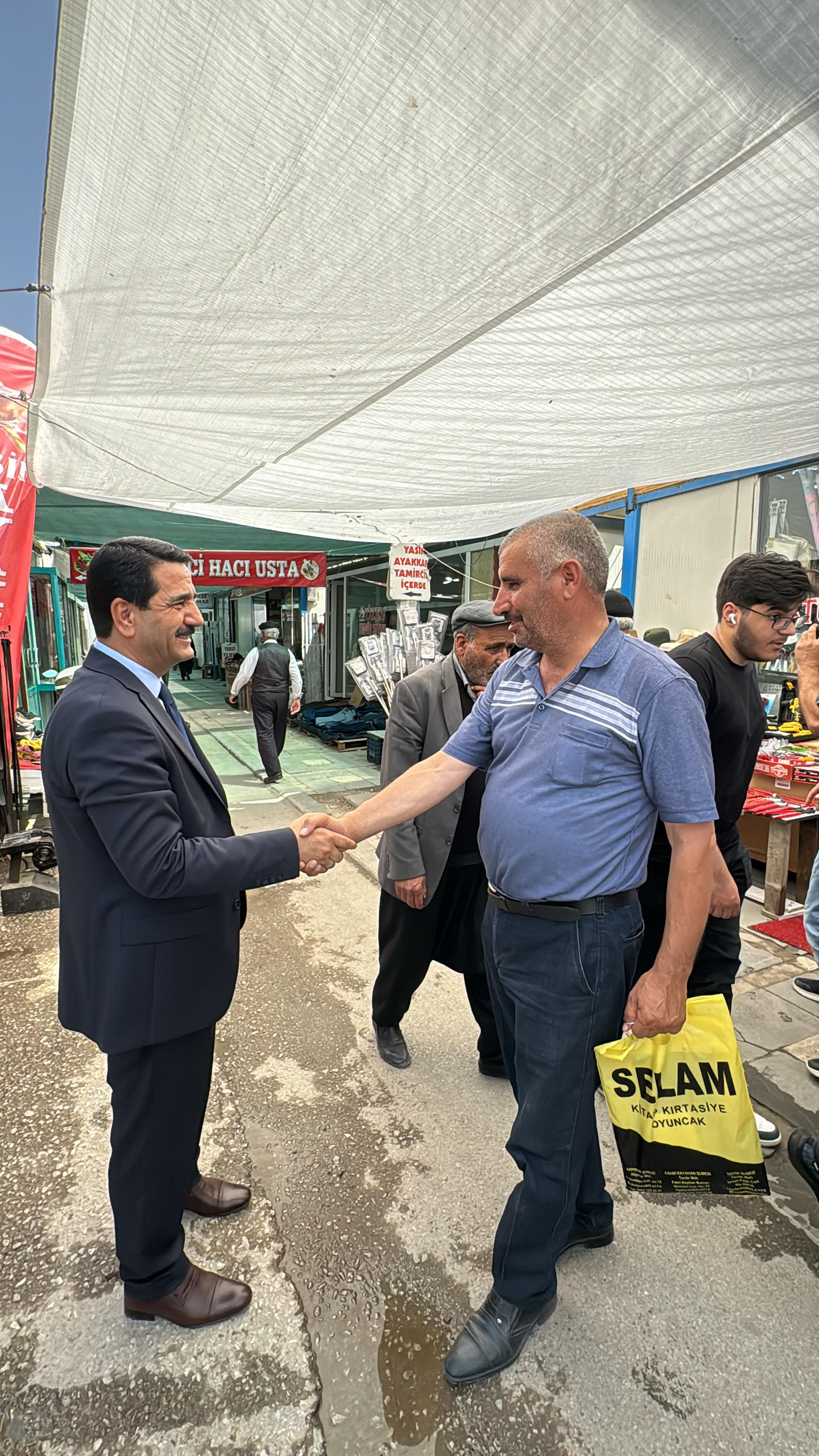 BAŞKAN TAŞKIN, AKPINAR’DA ESNAFLARLA BULUŞTU: