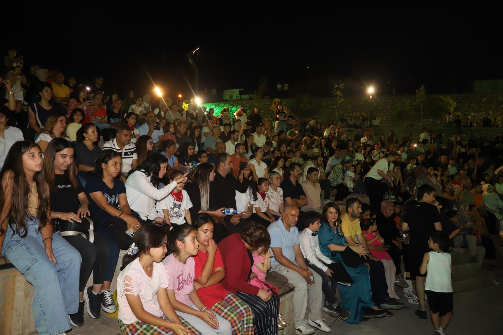 BATTALGAZİ’DE HAFTA SONU DOLUDİZGİN GEÇTİ