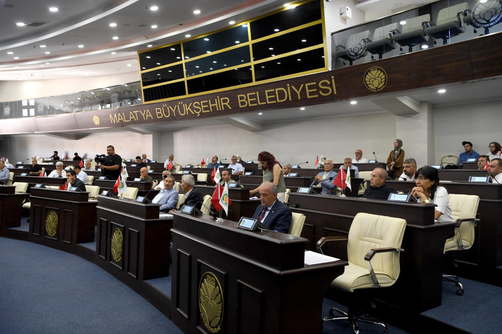 Büyükşehir Belediye Meclis Toplantısında konuşan Başkan Sami Er;