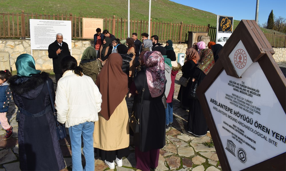 Gençler Büyükşehir Belediye Yatırımlarını Yerinde İnceledi